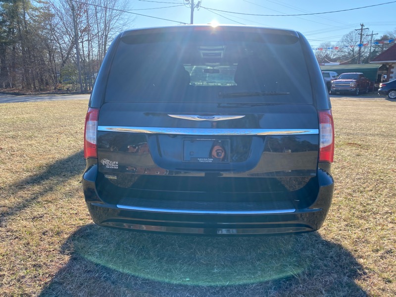 Chrysler Town & Country Touring 2016