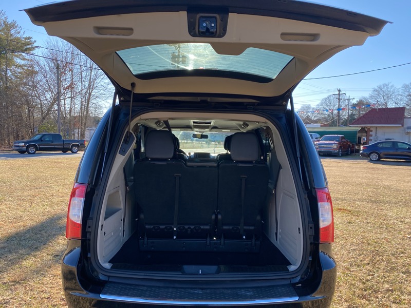 Chrysler Town & Country Touring 2016