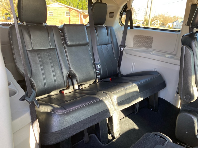 Chrysler Town & Country Touring 2016