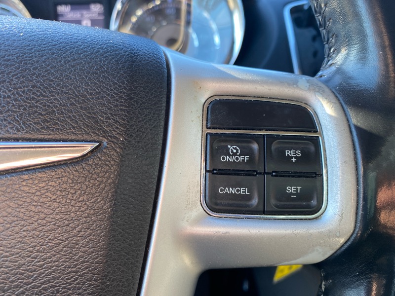 Chrysler Town & Country Touring 2016