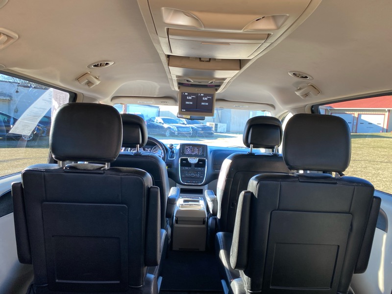 Chrysler Town & Country Touring 2016