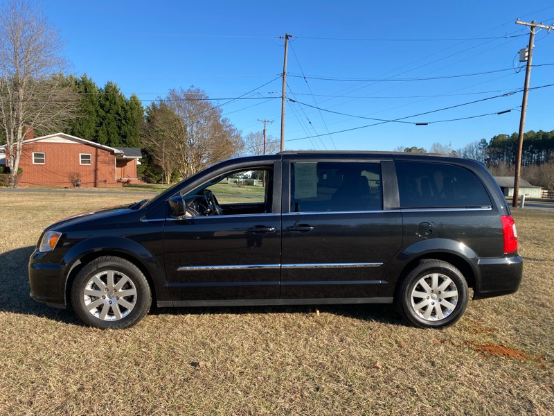 Chrysler Town & Country Touring 2016