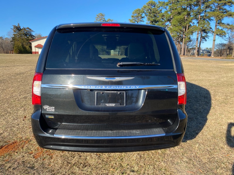Chrysler Town & Country Touring 2016