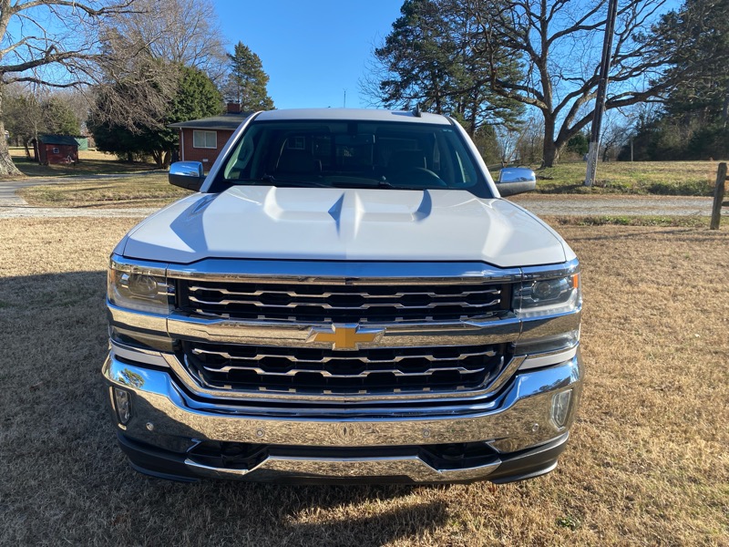 Chevrolet Silverado 1500 LTZ Crew Cab Long Box 2WD 2018