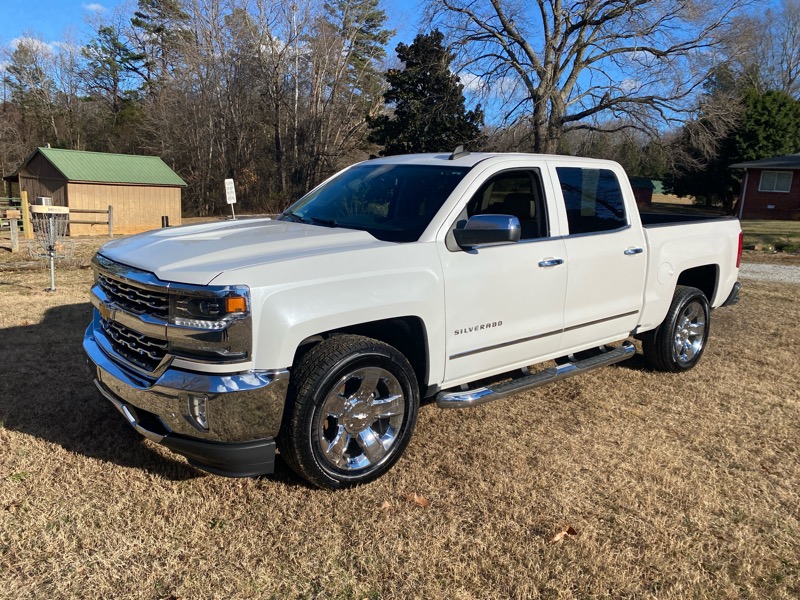 Chevrolet Silverado 1500 LTZ Crew Cab Long Box 2WD 2018
