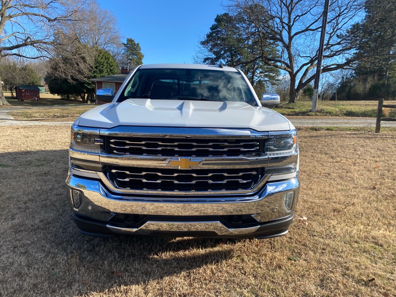 Chevrolet Silverado 1500 LTZ Crew Cab Long Box 2WD 2018