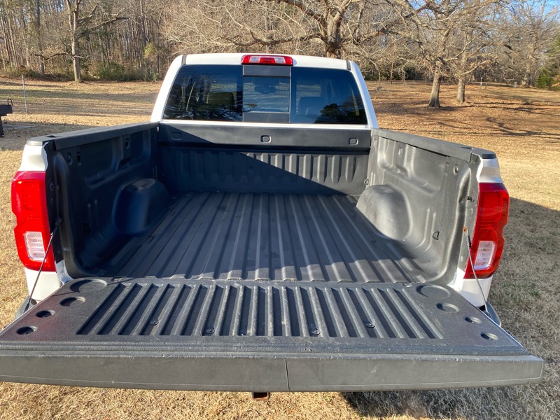Chevrolet Silverado 1500 LTZ Crew Cab Long Box 2WD 2018