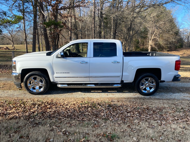 Chevrolet Silverado 1500 LTZ Crew Cab Long Box 2WD 2018