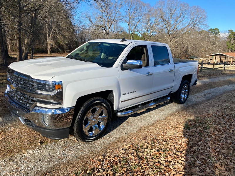Chevrolet Silverado 1500 LTZ Crew Cab Long Box 2WD 2018