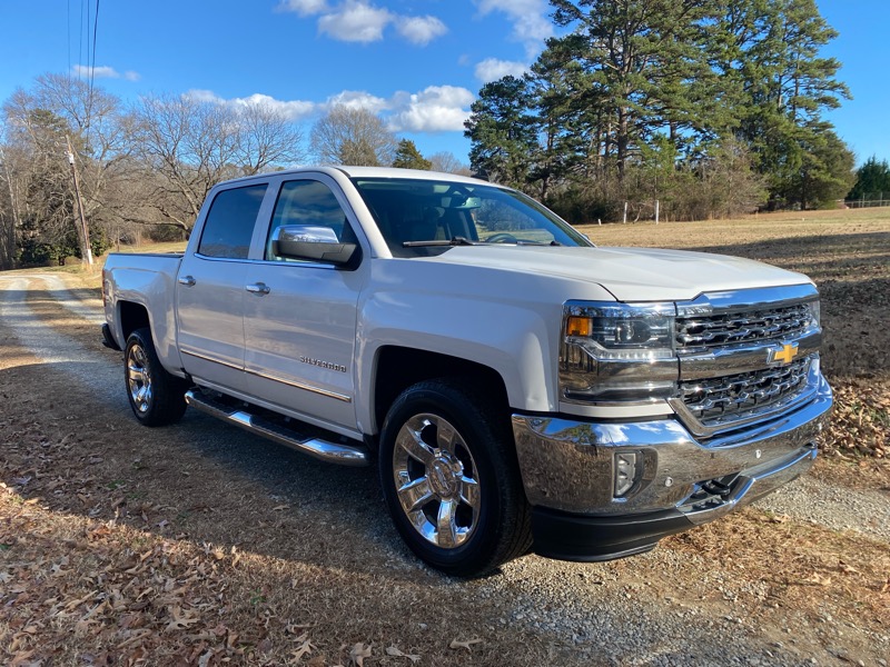 Chevrolet Silverado 1500 LTZ Crew Cab Long Box 2WD 2018