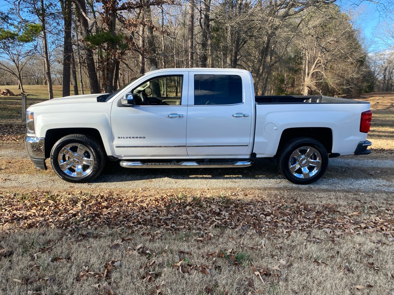 Chevrolet Silverado 1500 LTZ Crew Cab Long Box 2WD 2018