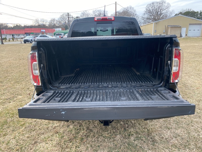 GMC Canyon SLT Crew Cab 4WD Short Box 2016