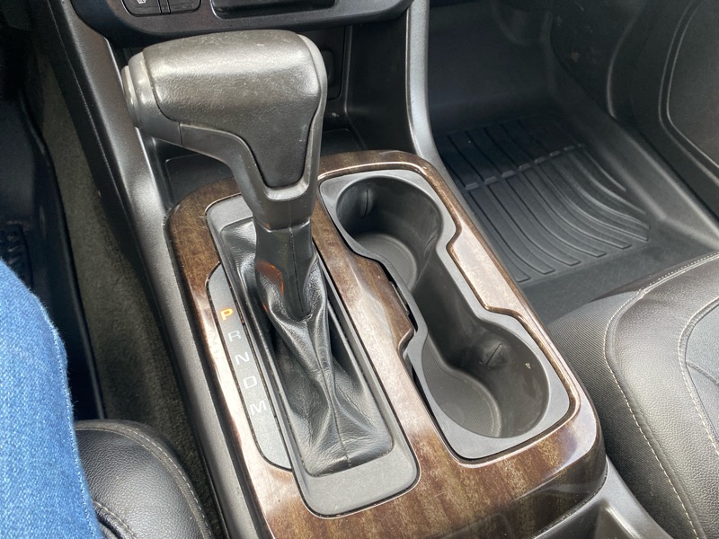 GMC Canyon SLT Crew Cab 4WD Short Box 2016