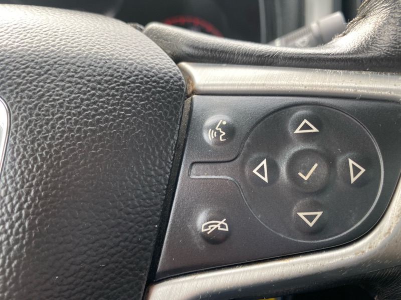 GMC Canyon SLT Crew Cab 4WD Short Box 2016