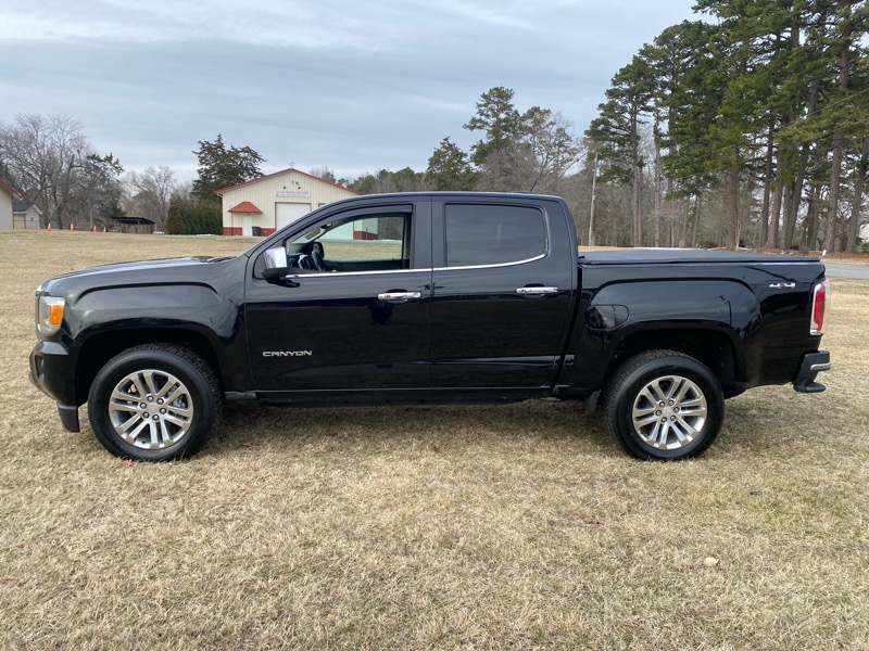 GMC Canyon SLT Crew Cab 4WD Short Box 2016