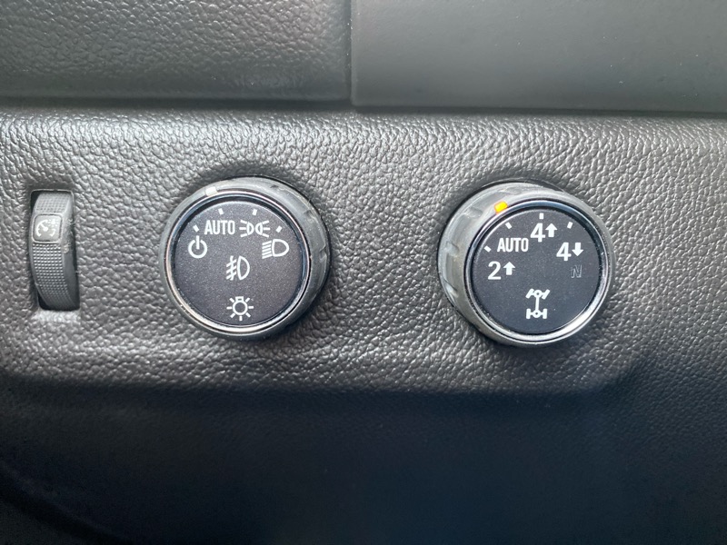 GMC Canyon SLT Crew Cab 4WD Short Box 2016