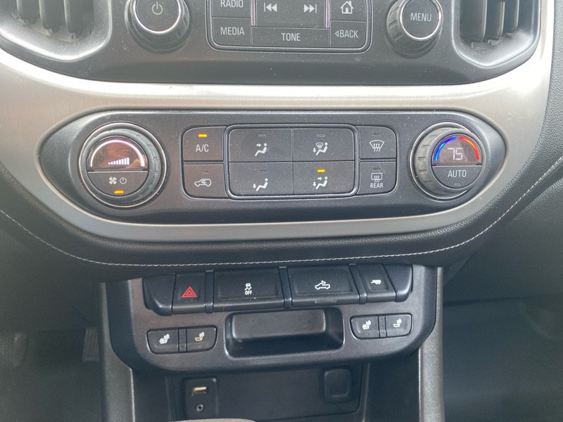 GMC Canyon SLT Crew Cab 4WD Short Box 2016