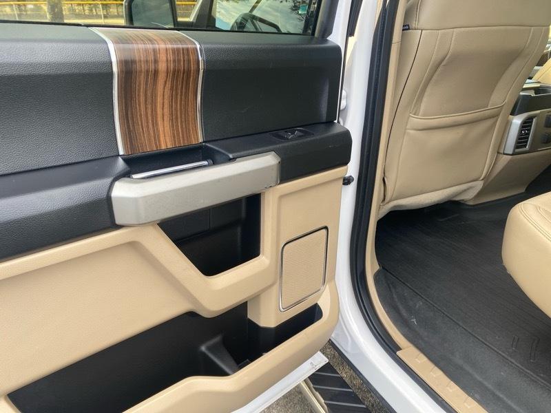 Ford F-150 Lariat SuperCrew 5.5-ft. Bed 4WD 2016