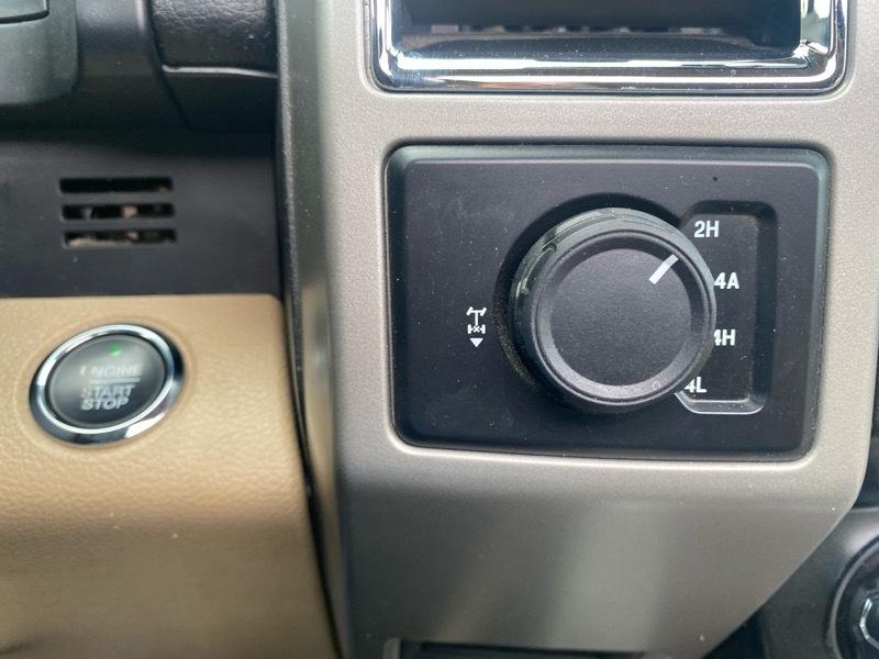 Ford F-150 Lariat SuperCrew 5.5-ft. Bed 4WD 2016