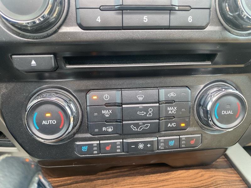 Ford F-150 Lariat SuperCrew 5.5-ft. Bed 4WD 2016