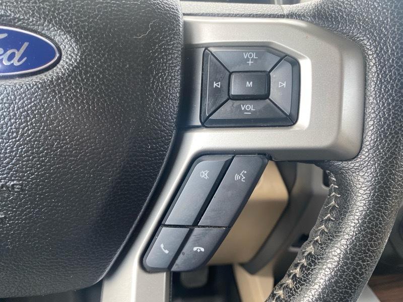 Ford F-150 Lariat SuperCrew 5.5-ft. Bed 4WD 2016