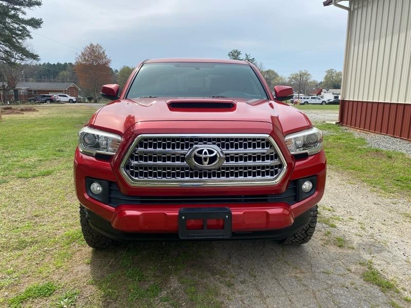Toyota Tacoma TRD Off Road Double Cab 5' Bed V6 4x4 AT (Natl) 2017