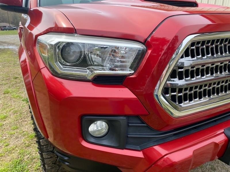 Toyota Tacoma TRD Off Road Double Cab 5' Bed V6 4x4 AT (Natl) 2017