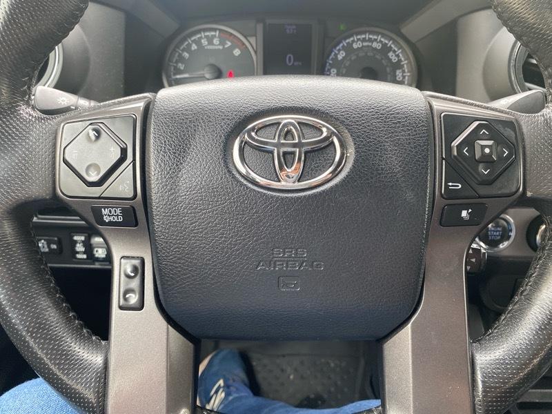 Toyota Tacoma TRD Off Road Double Cab 5' Bed V6 4x4 AT (Natl) 2017