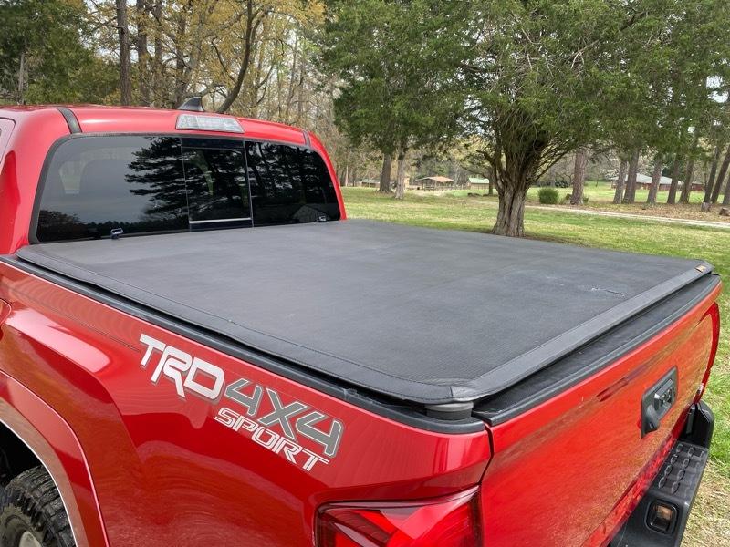 Toyota Tacoma TRD Off Road Double Cab 5' Bed V6 4x4 AT (Natl) 2017