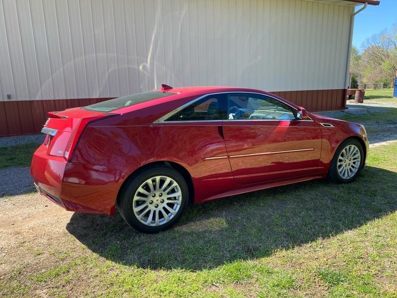 Cadillac CTS Performance Coupe AWD 2011