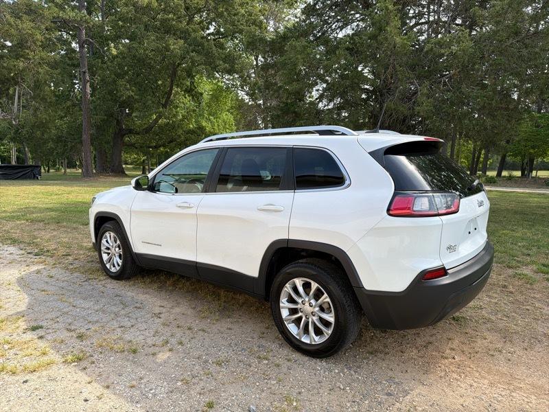 Jeep Cherokee Latitude FWD 2019