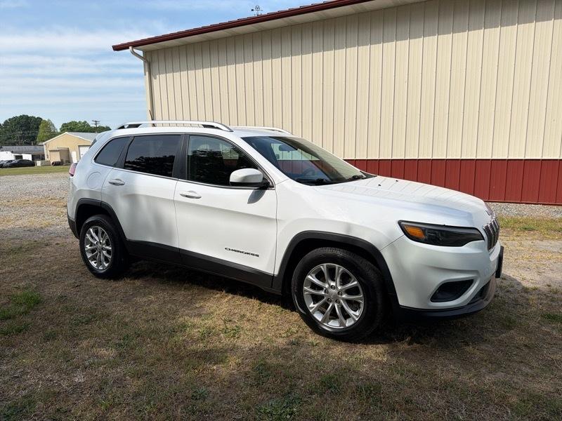 Jeep Cherokee Latitude FWD 2019