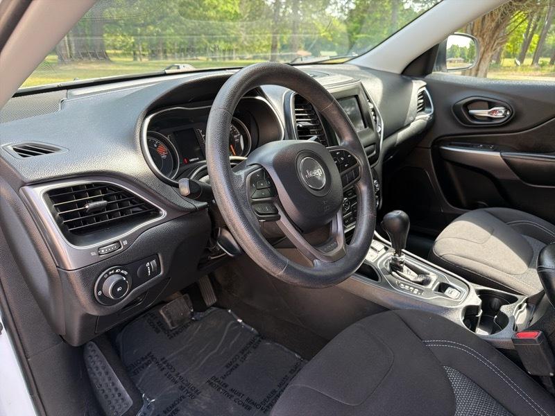 Jeep Cherokee Latitude FWD 2019