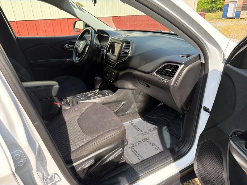 Jeep Cherokee Latitude FWD 2019