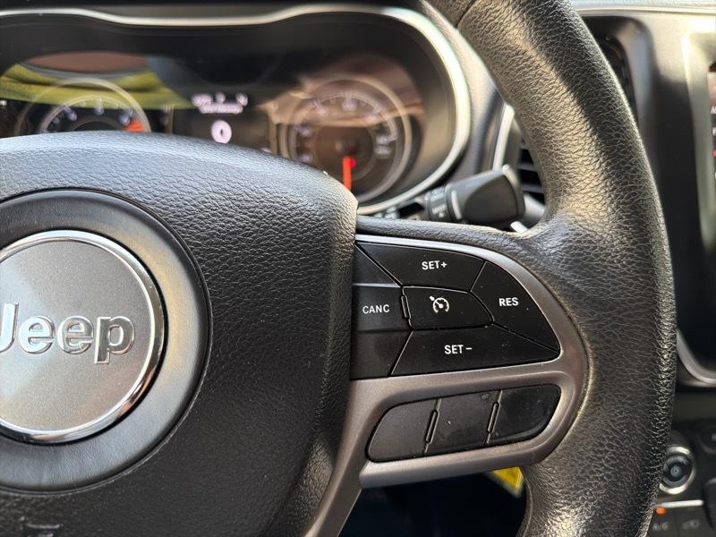 Jeep Cherokee Latitude FWD 2019