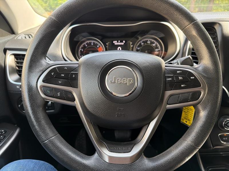 Jeep Cherokee Latitude FWD 2019