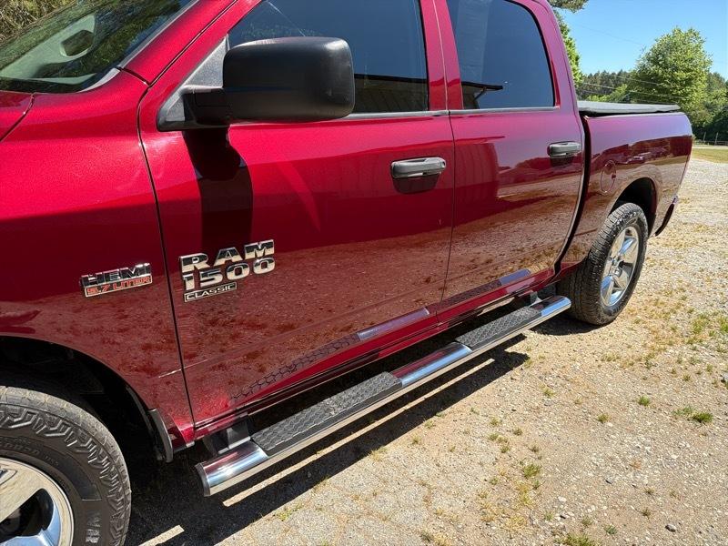 RAM 1500 Classic Tradesman Crew Cab SWB 2WD 2019