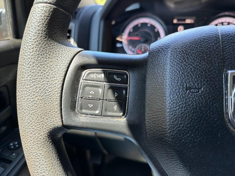 RAM 1500 Classic Tradesman Crew Cab SWB 2WD 2019