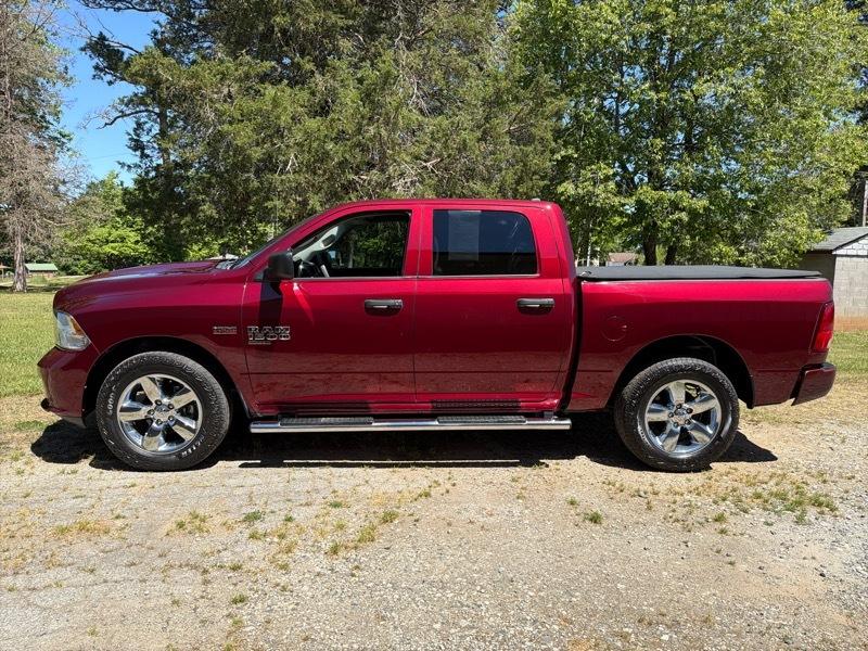 RAM 1500 Classic Tradesman Crew Cab SWB 2WD 2019