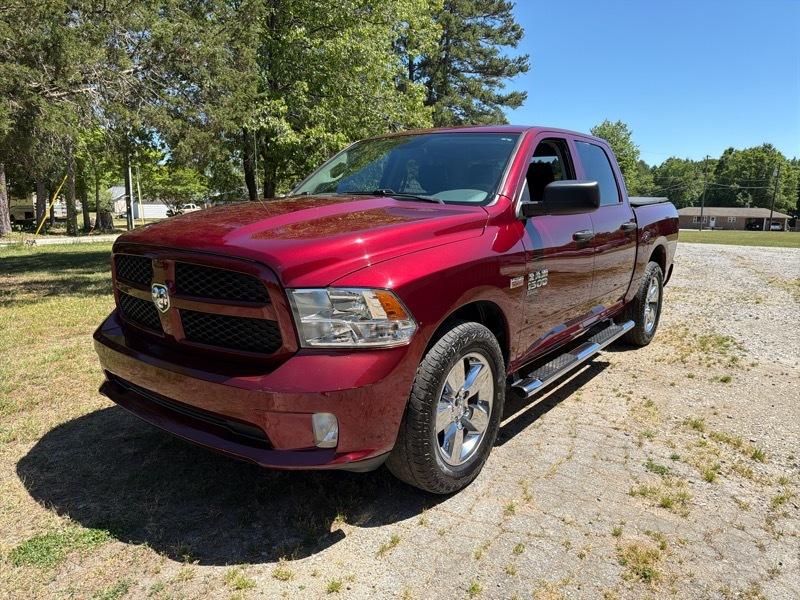 RAM 1500 Classic Tradesman Crew Cab SWB 2WD 2019