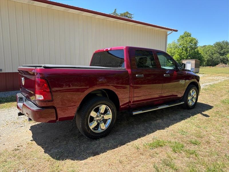 RAM 1500 Classic Tradesman Crew Cab SWB 2WD 2019