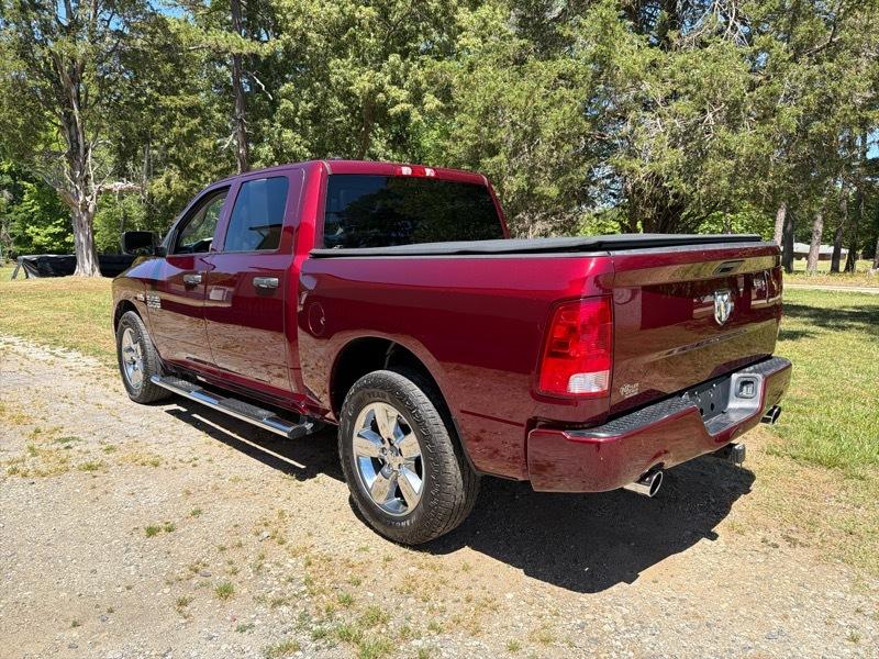 RAM 1500 Classic Tradesman Crew Cab SWB 2WD 2019