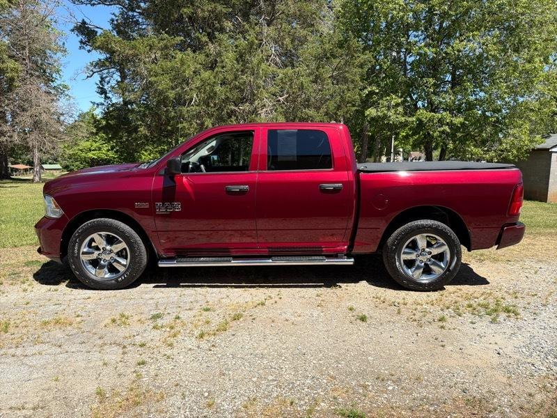 RAM 1500 Classic Tradesman Crew Cab SWB 2WD 2019