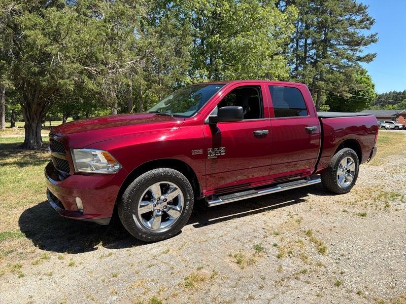 RAM 1500 Classic Tradesman Crew Cab SWB 2WD 2019