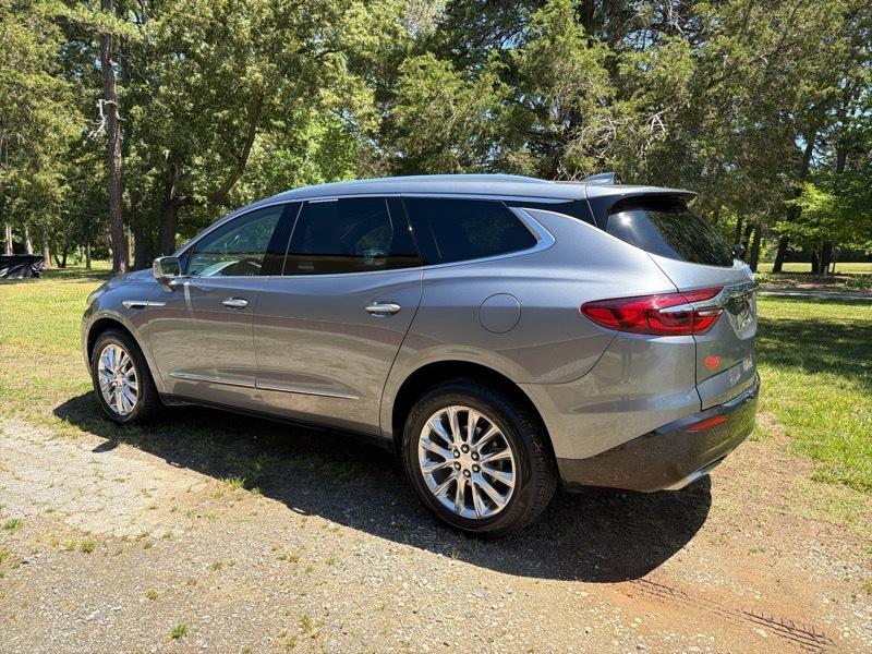 Buick Enclave Essence FWD 2019