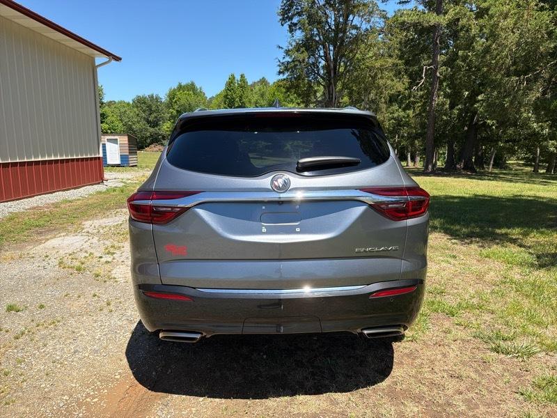 Buick Enclave Essence FWD 2019