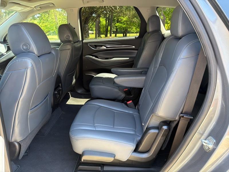 Buick Enclave Essence FWD 2019