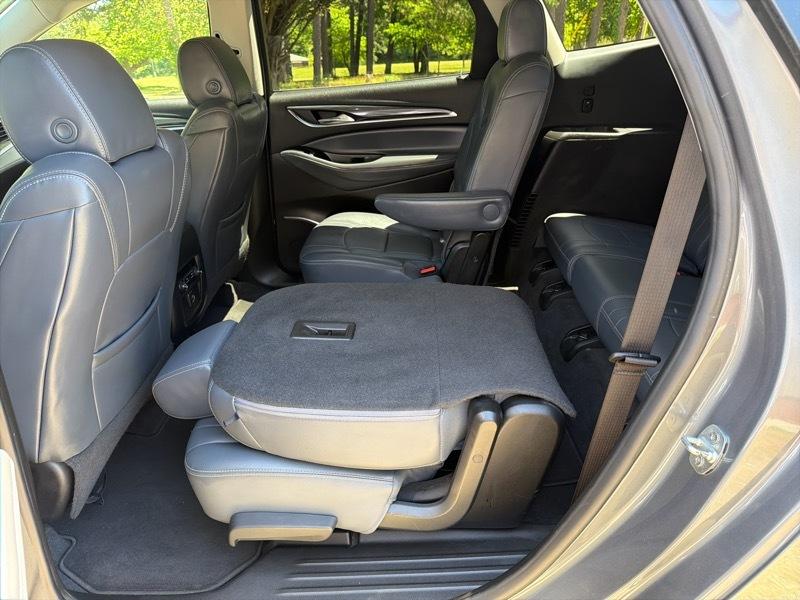 Buick Enclave Essence FWD 2019