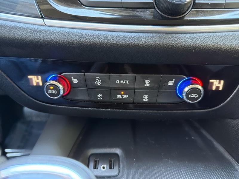 Buick Enclave Essence FWD 2019