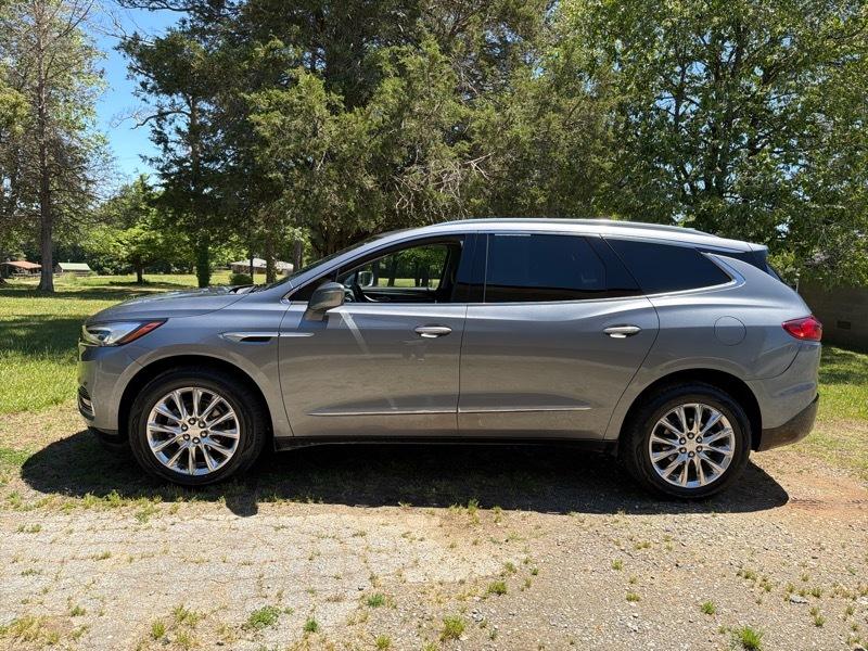 Buick Enclave Essence FWD 2019
